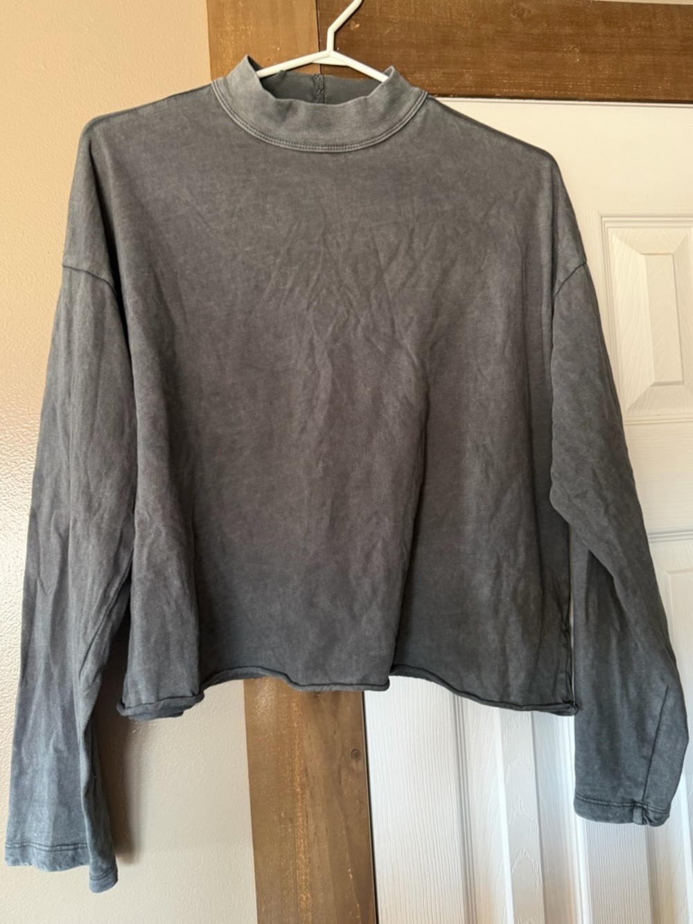 aerie Black/Charcoal Crewneck Top
